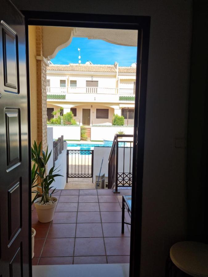 Agradable Adosado Con Piscina Ciudad Quesada Exterior foto
